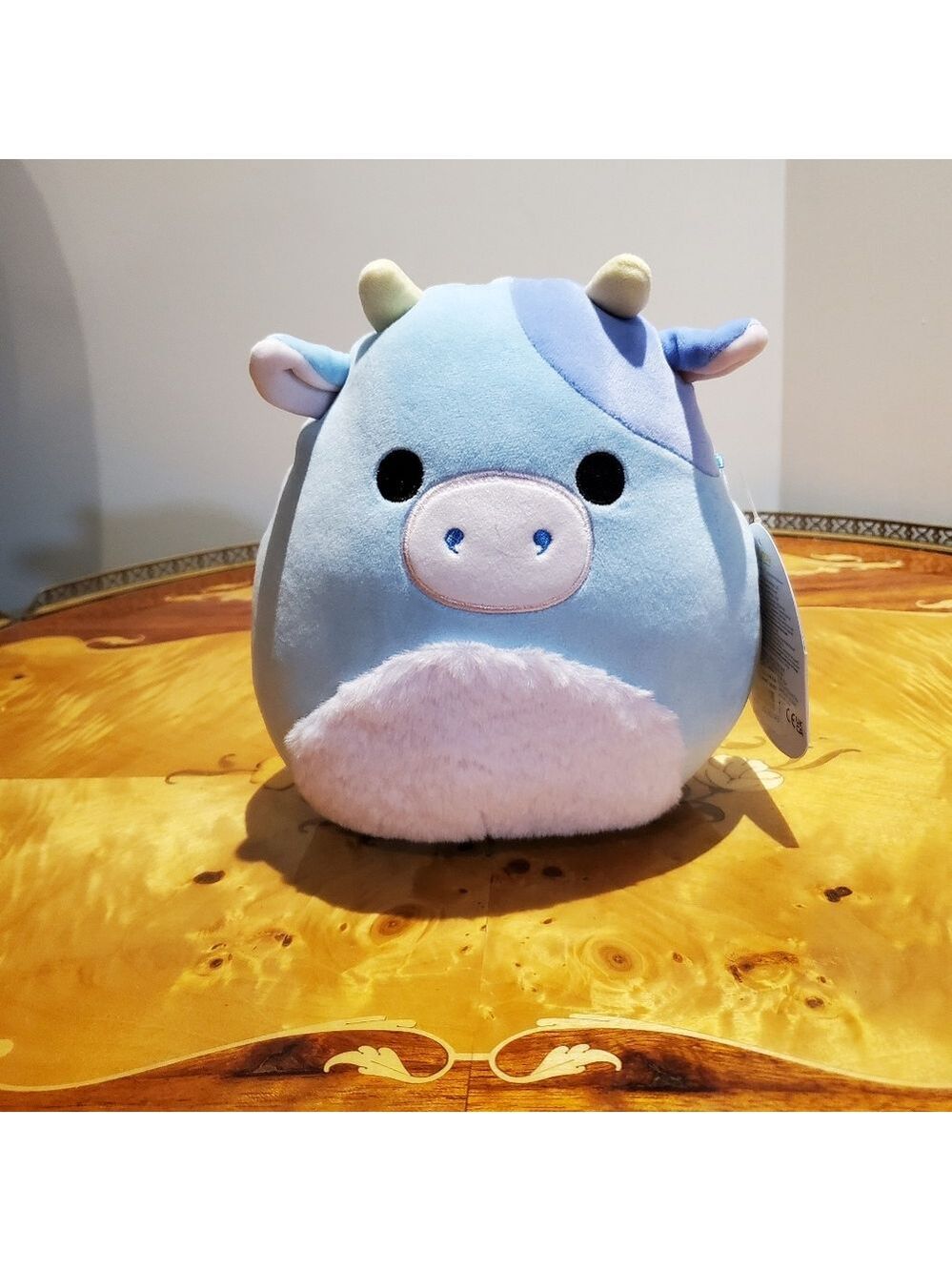 Hot Topic Clayton Exclusive Blue Cow 8" Squishmallow